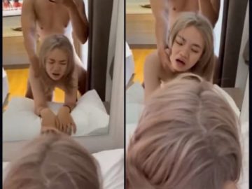 Doggy em gái dâm rên rỉ trước gương