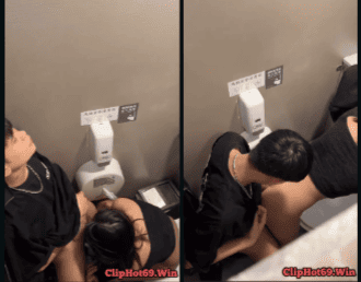 Cặp đôi say trốn vào nhà vệ sinh đụ